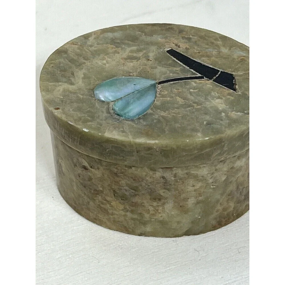 Vintage Soapstone Oval Blue Abalone & Onyx Tulip Inlay Keepsake Box Blue
